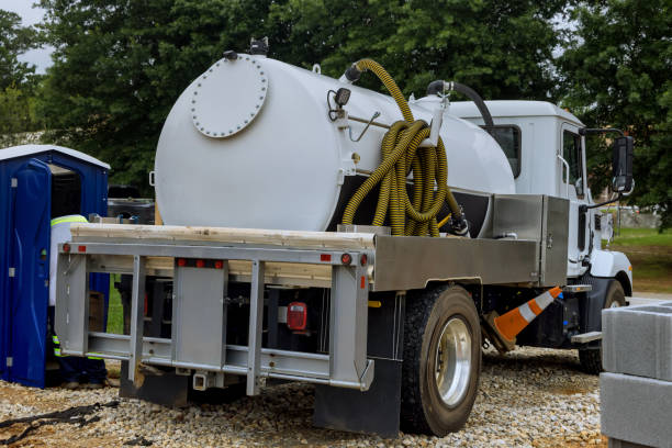 Best Affordable portable toilet rental  in Cedar Falls, IA